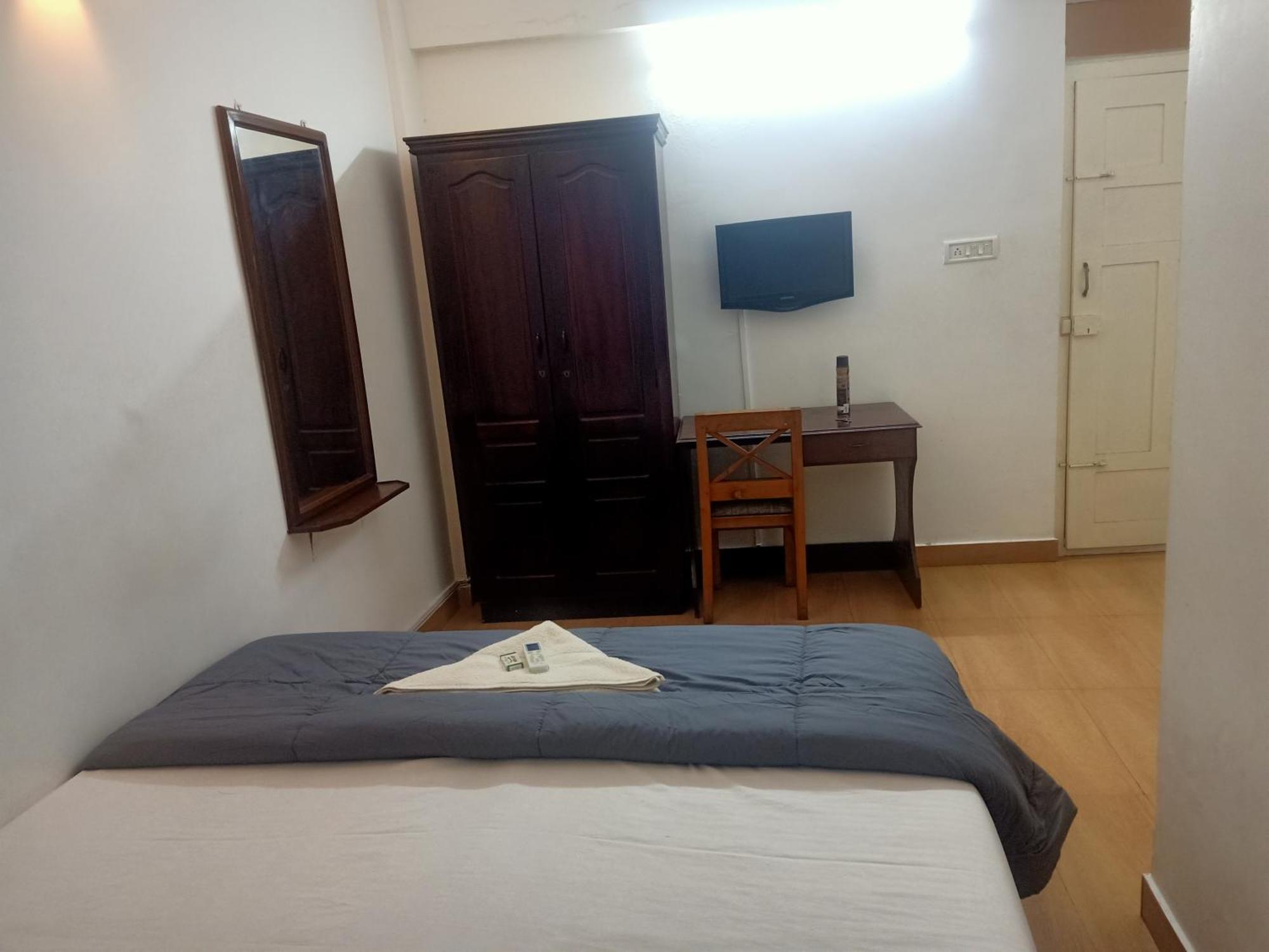 Xhostel Hostel Kochi Esterno foto