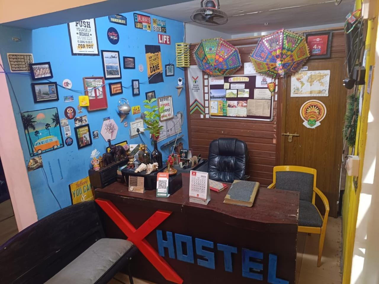 Xhostel Hostel Kochi Esterno foto